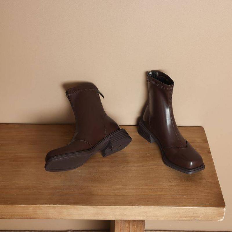 Autumn and winter women's knight boots comfortable large size women's boots middle heel round head rear zipper new leather solid color medium boots