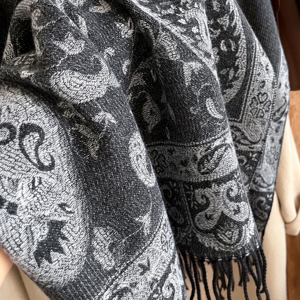 Retro Cashew Jacquard Imitation Cashmere Jacquard Shawl Women'S, Flowers Are Specially Designed For Thick And Warm Outfits
