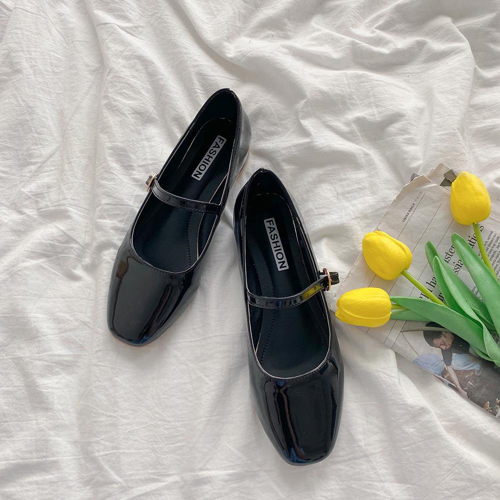2024 New Spring Autumn Women Mary Janes Shoes Patent Leather Low Heels Dress Shoes Square Toe Shallow Buckle Strap Girls Shoes