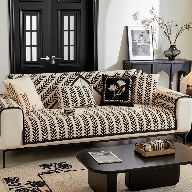 

New Sofa Cushion Non-Slip Leather Sofa Cover Thickened Plush Sofa Seat Cushion Autumn And Winter Light Luxury Cover 70*70cm