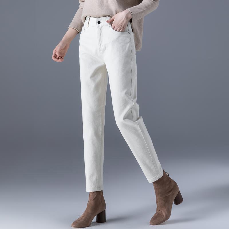 Women's Plus Size High-Waist Off-White Denim Jeans with Velvet Lining - Loose Fit Harem Style for Autumn/Winter 2024