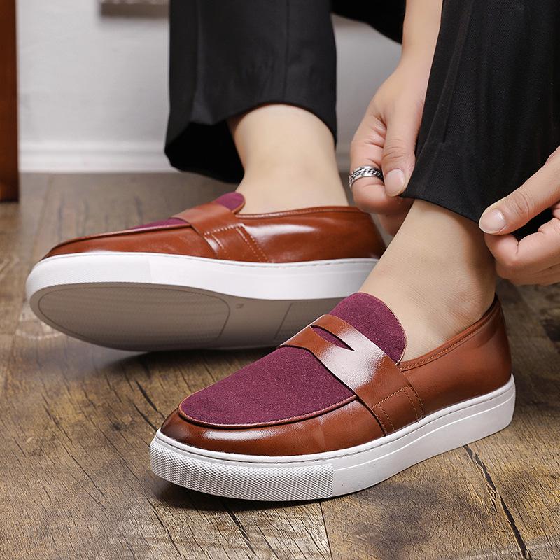 Mocassins Masculinos de Couro Estilo Britânico Tamanho Plus para Uso Casual de Negócios