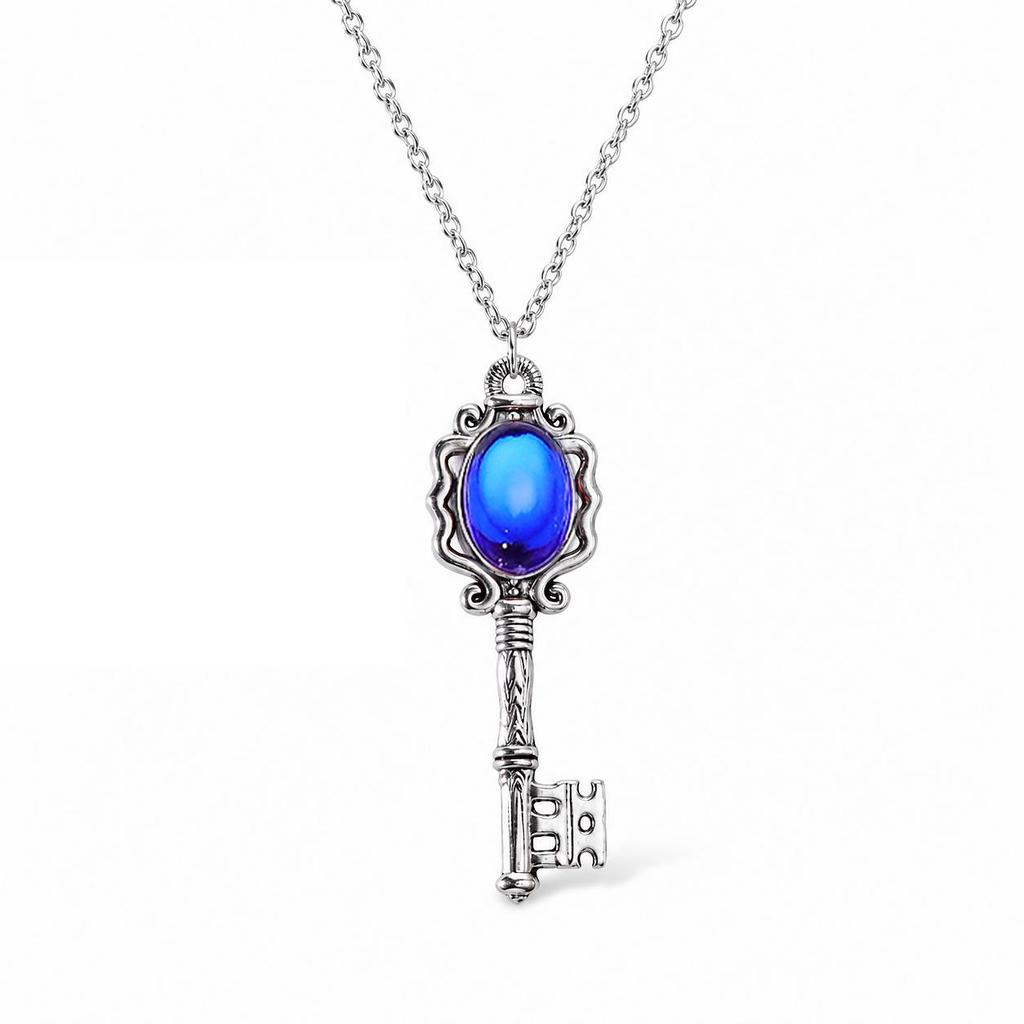 European & American Retro Gemstone Key Necklace - Medieval Gothic Style Women's Accessory