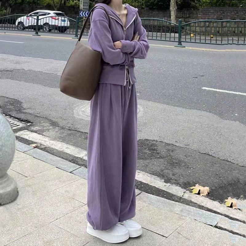"Women's Retro Hong Kong-Style Hooded Tracksuit: Loose-Fit Sweater and Slim Pants for Spring & Autumn"