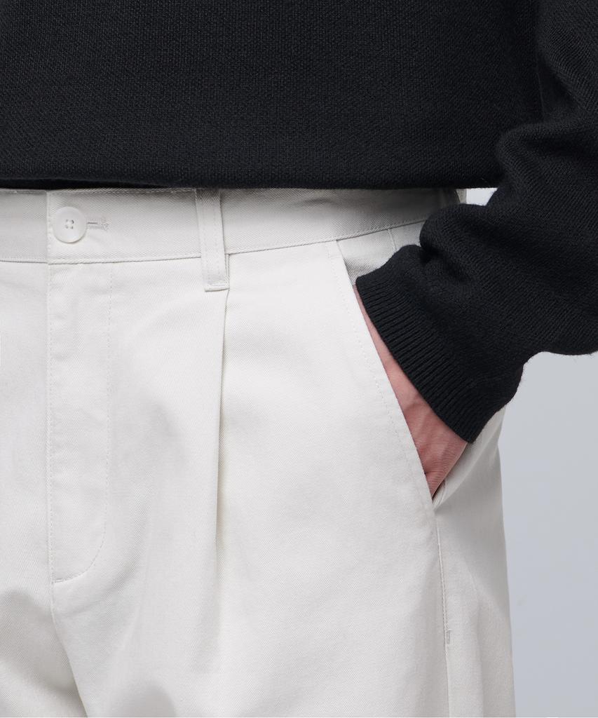 MUSINSA STANDARD One-Tuck Regular Fit Chino Pants [Cream]