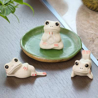 Ceramic Frog Tea Pet Lotus Leaf Design Mini Ceramics Frog Ornament for Living Room Bedroom Office Decor