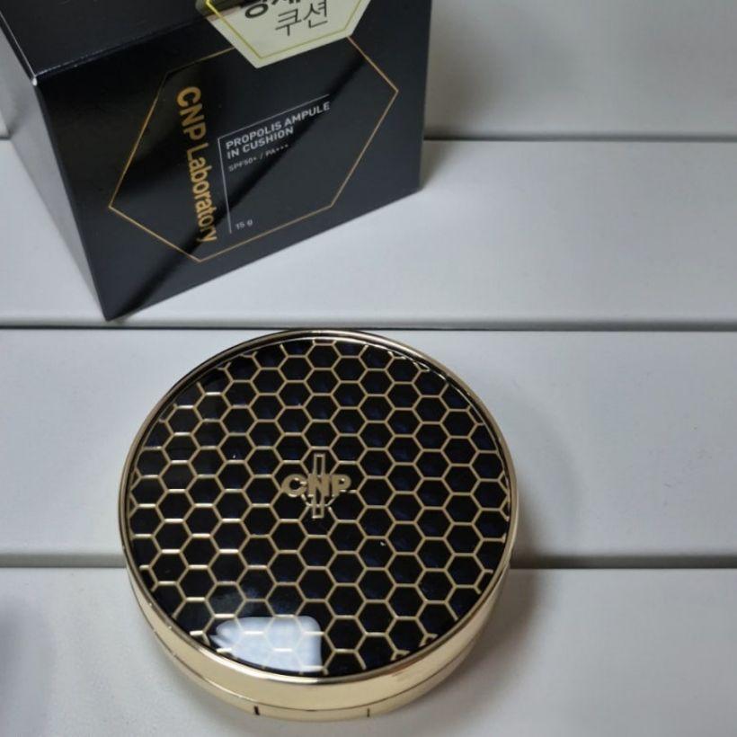 CNP Laboratory Propolis Ampule In Cushion Foundation 15g + Refill 15g