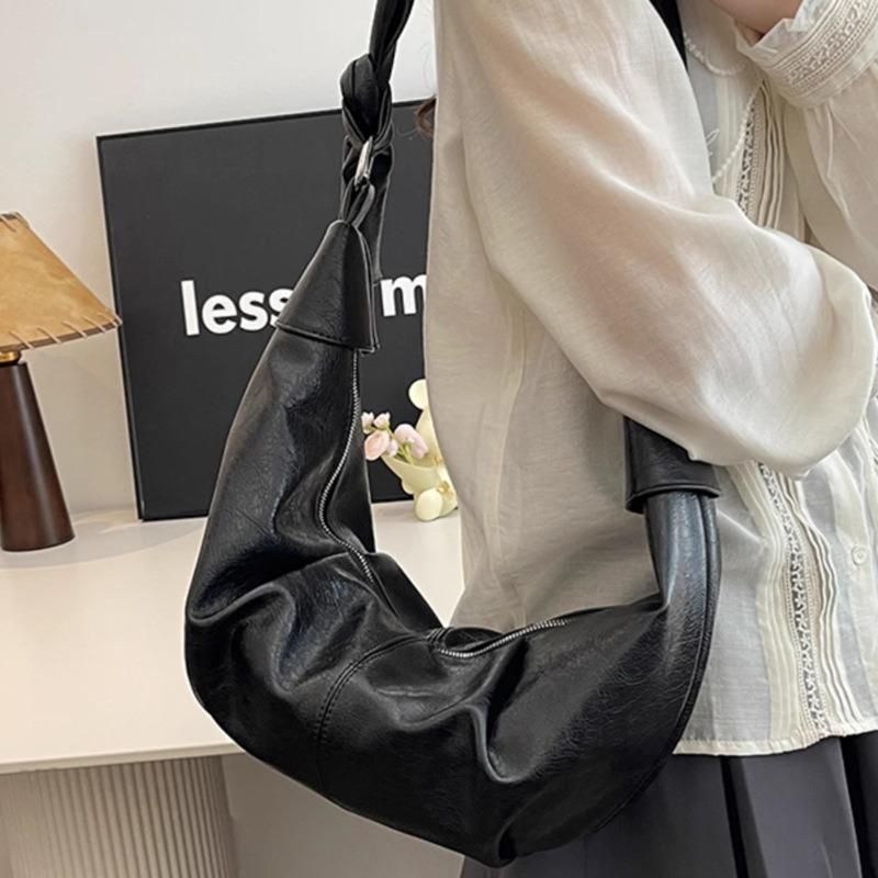 Casual Lazy Large-capacity Soft Leather Bag Women's Autumn and Winter New Simple Single Shoulder Oblique Span Commuter Dumpling Bag