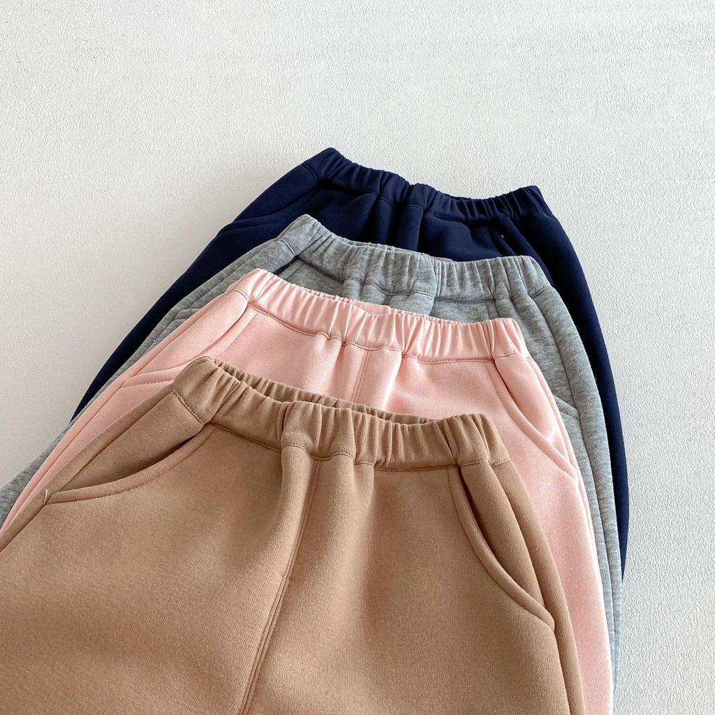 2025 Winter Boys' Korean Little Bear Patch Training Pants - Thickened, Color Blocked, Trendy Casual Pants for Kids