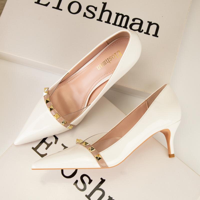 Skinny transparent high heels, thin heels, high heels, patent leather, light mouth, pointed metal rivets, single shoes