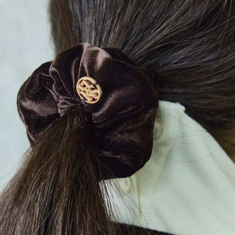 Your MINI SCRUNCH / BROWN