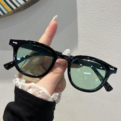 Occhiali e accessori – Occhiali da sole