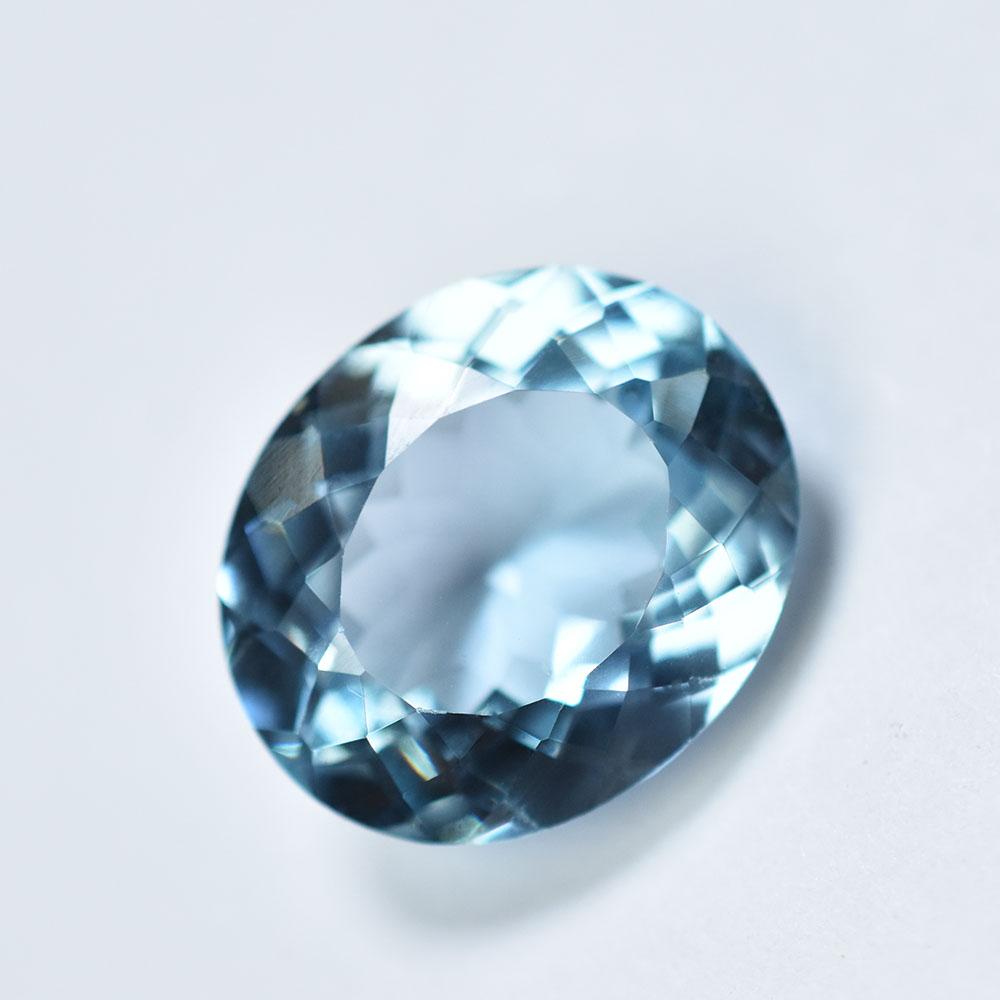Amazing Ocean Blue Aquamarine Crystal Oval Cut Gemstone 10.19 Ct Certified