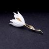 White Elegant Tulip Brooch Women'S Premium Retro Corsage Fashion Women'S Suit Dress Pin Accessories