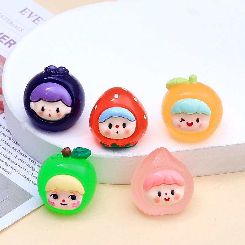 Lysende fruktdukke Minifigur Tilfeldig 1 stk Desktop Søt tegneserie Dekorativt ornament Resintilbehør