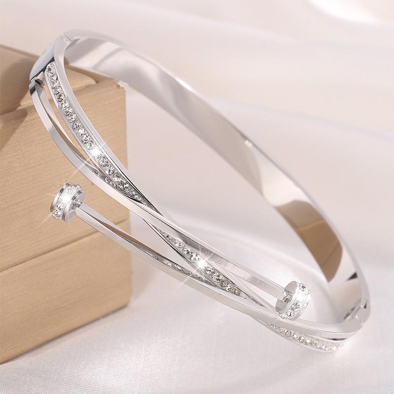 Starry Sky Full Diamond Titanium Steel Bracelet – Versatile, No-Fade Silver Women's Fashion Accessory