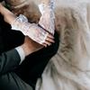Breathable Half Finger Bridal Gloves with Lace Flower Pattern Wedding Ceremony Formal Occasion Handwear for Bride