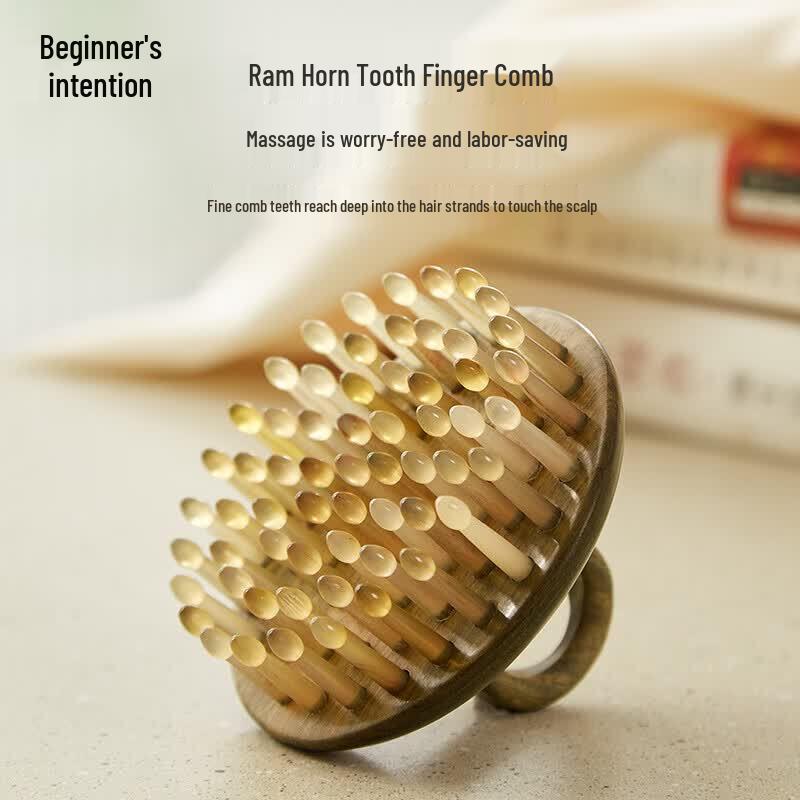 Chuxin Green Sandalwood & Sheep Horn Finger Ring Massage Comb