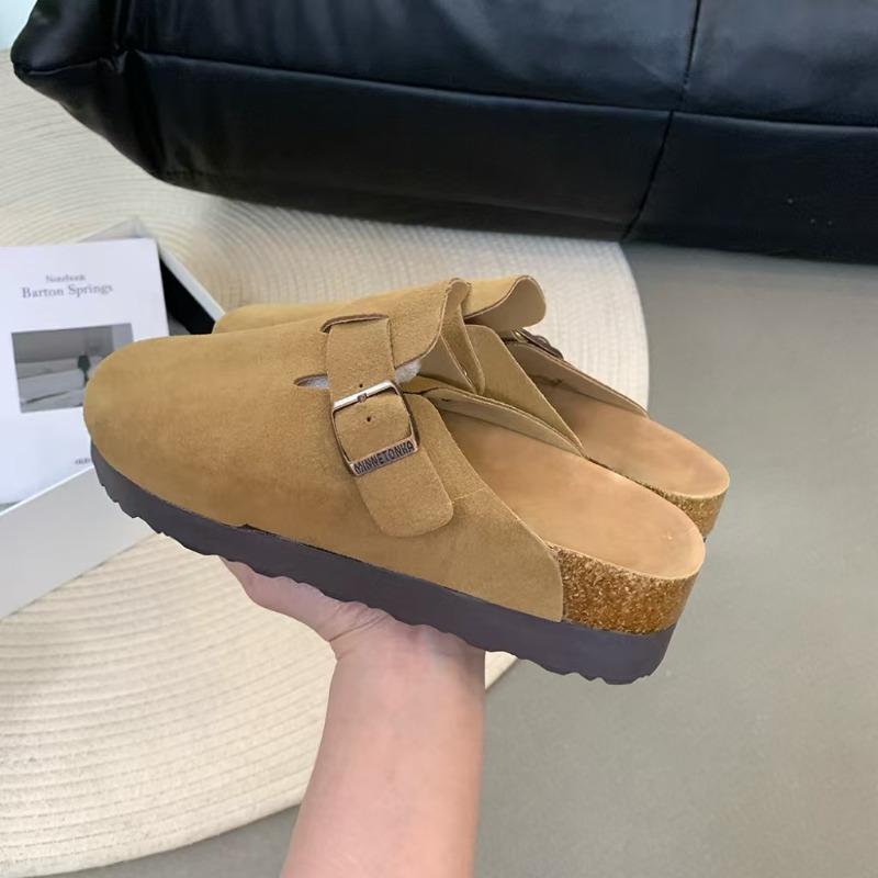 Fashion New Women's Closed Toe Slippers Suede Leather Clogs Sandals for Women Retro Fashion Garden Mule Clog Slides Mujer Plus Size 43