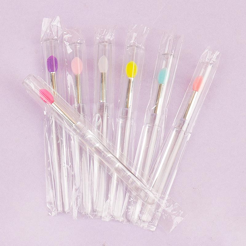 Portable Dustproof Silicone Lip Brush with Lid - Multitool for Lipstick and Lip Balm