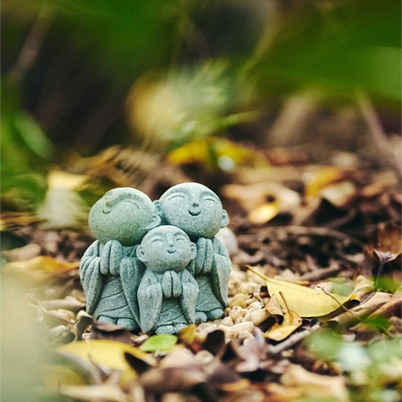 Garden Miniature Monk Sculpture Sandstone Praying Buddhas Figurine Aquariums Fish Tanks Decors For Shelf Desk Display