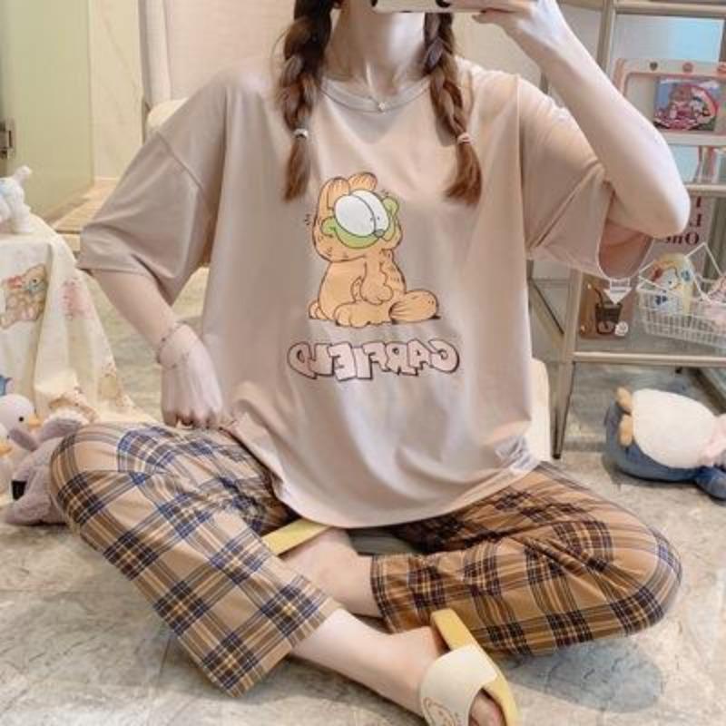 Pajamas women's short-sleeved trousers summer cartoon cute 2 new cartoon spring and summer loungewear suit can be worn outside