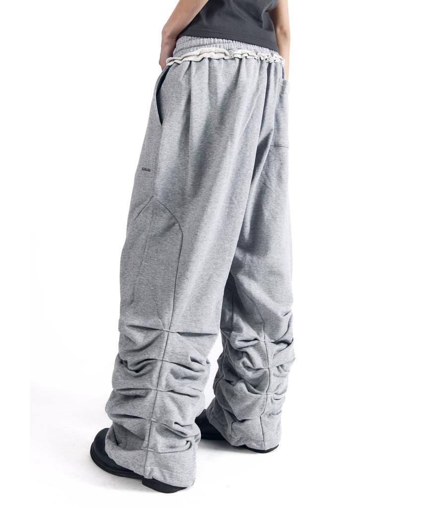 AAKAM Sediment Pin-Tuck Sweatpants (Gray)