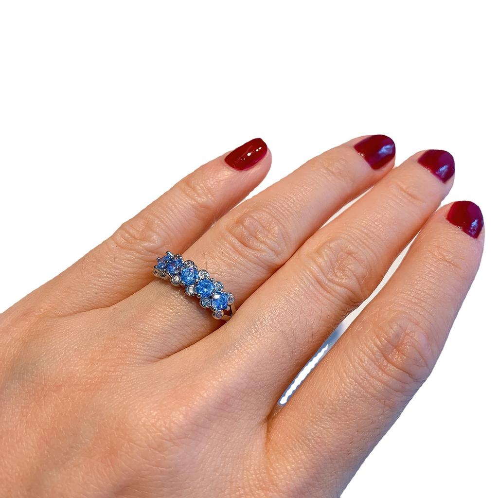 Simple Color Simulation Micro-Inlaid Jewelry Ring With Goods