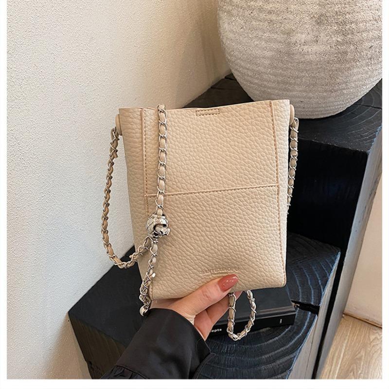 Bucket bag women's new shoulder messenger bag versatile large capacity women's handbag texture niche bag