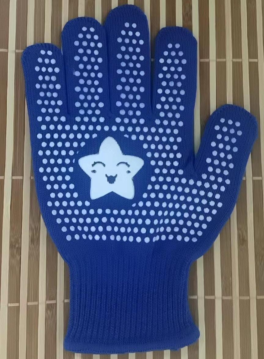 

Children Work Gloves Nylon Material with Dot Grip for Ages 4 to 8 Safety and Protection in Labor Tasks Durable and Flexible Design one size