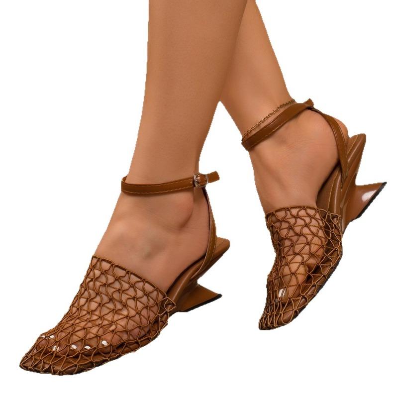 Sandales fermées tissées à bout carré pour femme, respirantes, à talon moyen de forme spéciale, chaussures décontractées pour le quotidien