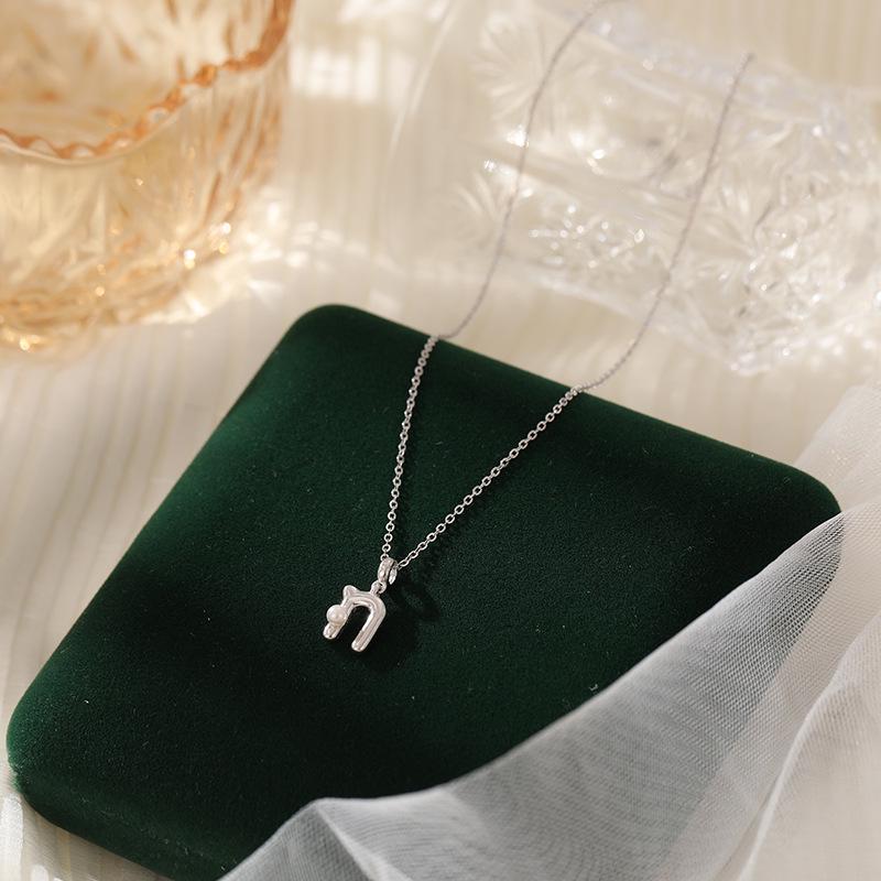 Banyan Tree S925 Silver Alphabet Pendant Necklace - Minimalist Clavicle Chain for Women, Fashionable and Versatile.