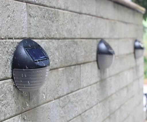 Lampa Solarna Led Naświetlacz Kinkiet Ogrodowy