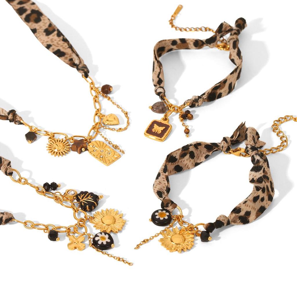 European and American Stainless Steel Leopard Print Necklace and Bracelet Set - Non-fading, Niche Style Jewelry.
