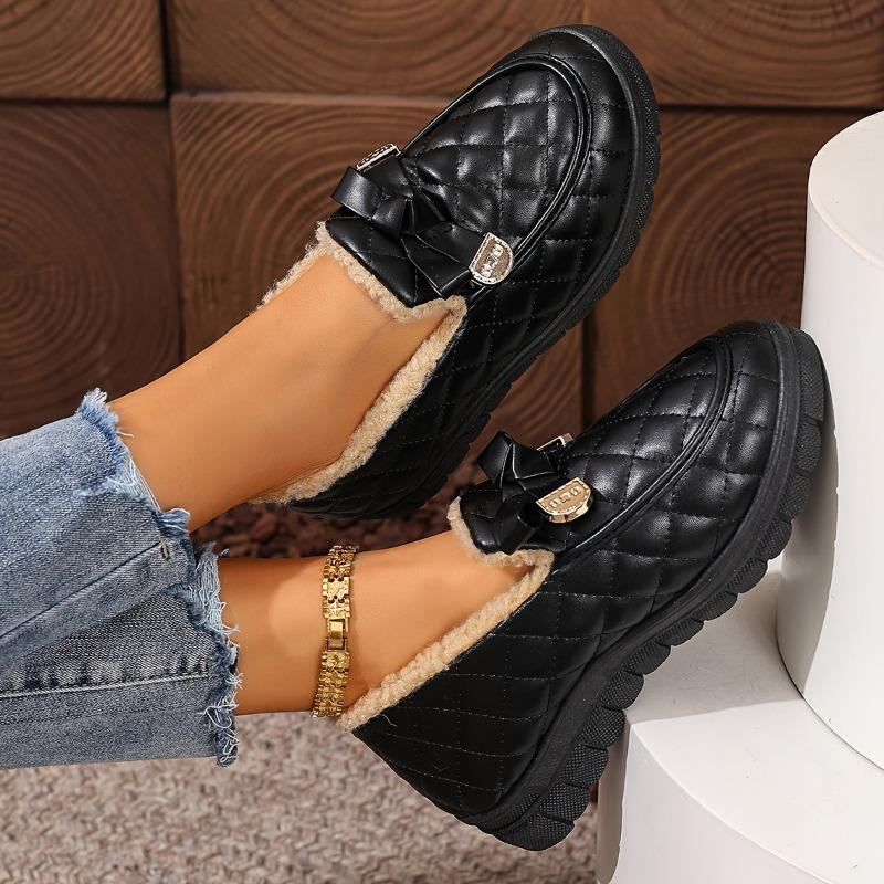 Women's Thermal Winter Faux Cover-like Synthetic Faux Pasley-Toe Loafers - Slip-Resistant PVC Sole Thermal Boots with Golden Buckle