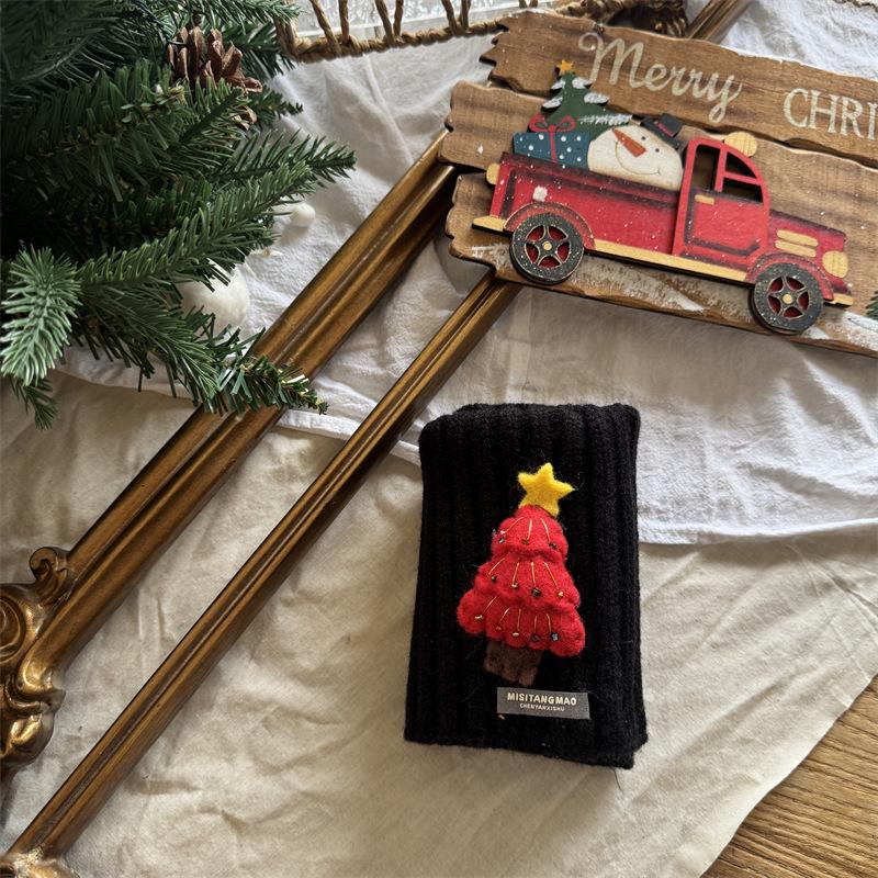 Christmas Red Kids' Knit Scarf & Neck Warmer: Warm & Cute for Boys and Girls