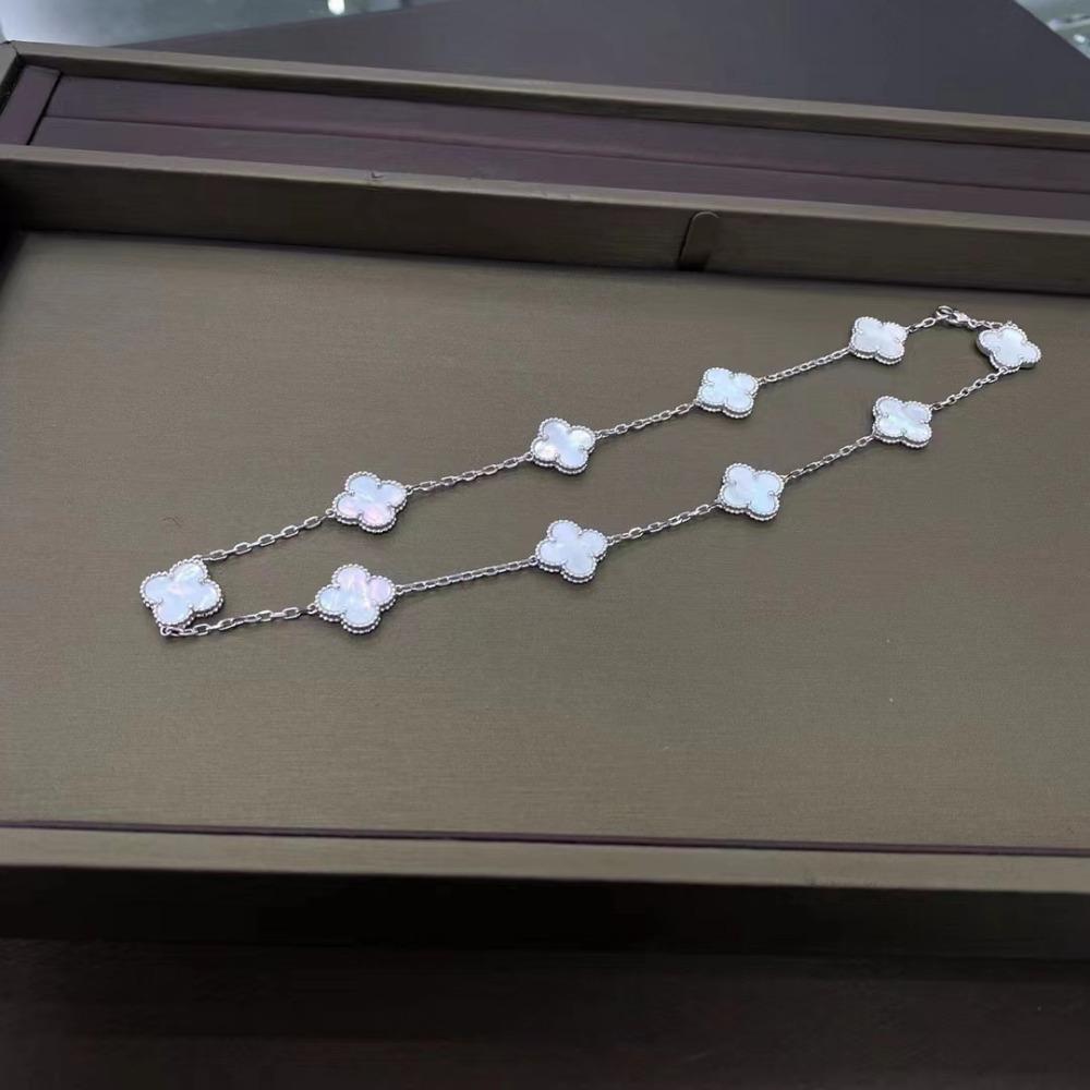 10-Blumen-Halskette für Damen Kleeblatt-Halskette Leichter Luxus Mode Vielseitig und Elegant Perfektes Geschenk für Freundin Choker-Halskette