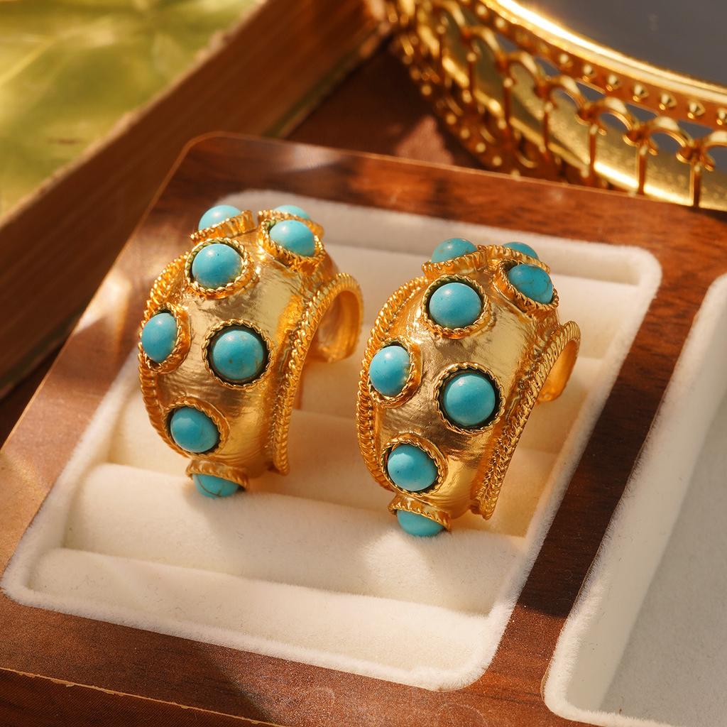 Medieval vintage Russian gold earrings turquoise temperament retro niche silver needle French stud earrings tiger eye ears