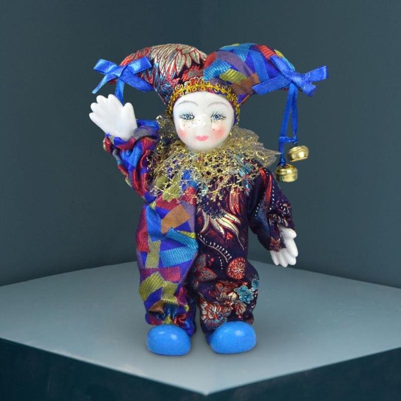 Movable Limb Ceramic Clown Statue with Handcrafts Fabric Outfit Holiday Decoration Collectible Clown Figurine Doll