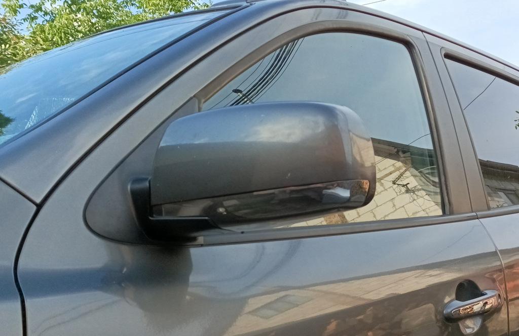 

Накладки на дзеркала (2 шт, нерж) для Hyundai Santa Fe 2 2006-2012 рр.