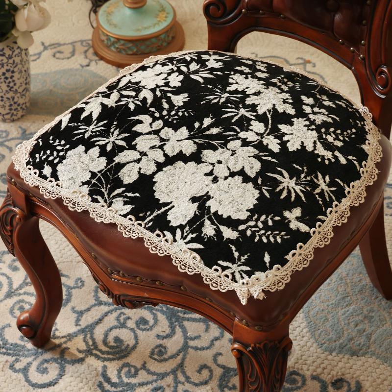

European Style Dining Chair Cushion Four Season Universal Anti Slip Retro Fart Pads Restaurant Decoration Embroidered Lace Protective Pad Single-chip 46*47cm 1pcs