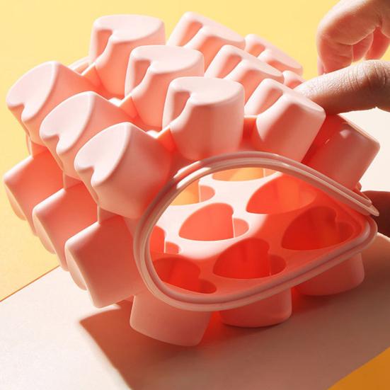 Heart-Shaped Ice Cube Trays Non-Stick Reusable Silicone Ice Mold with Lid Stackable Food-Grade BPA-Free Ice Cube Maker