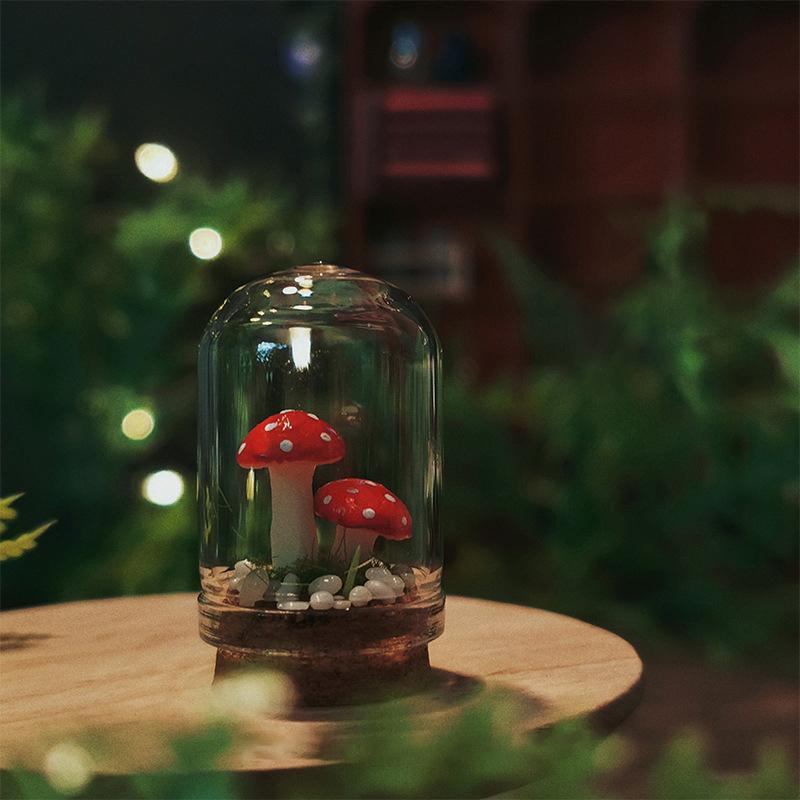 2Pcs Dollhouse Mini Mushroom Toy Model Miniature Garden Landscape Magic Forest Glass Decoration Dollhouse Accessories Ornament