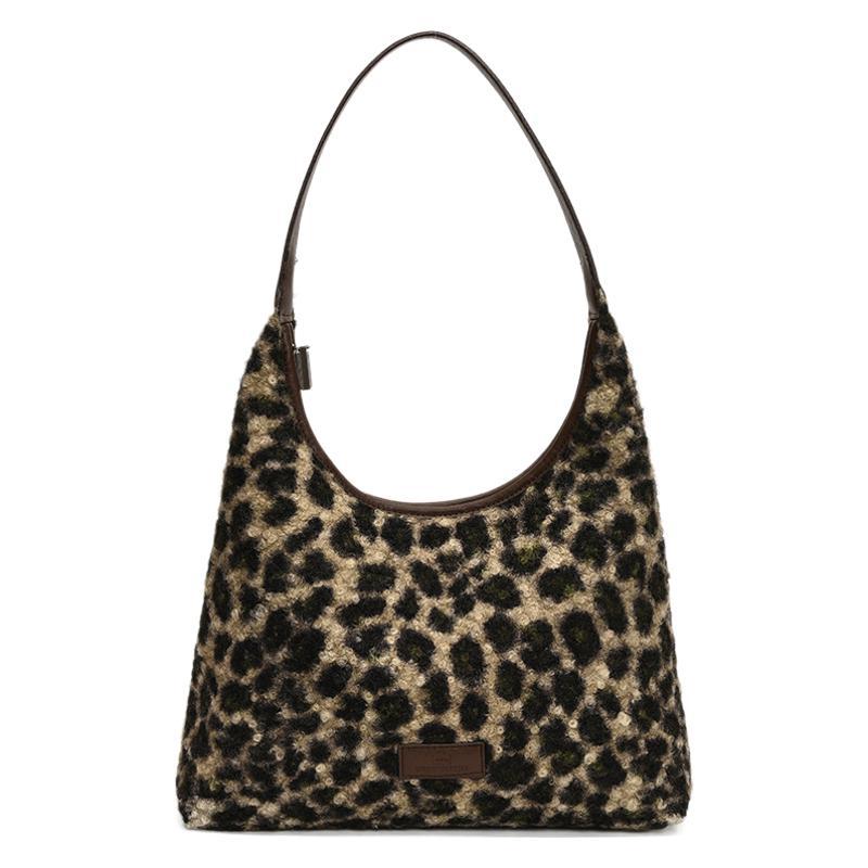 Plush Leopard Print Messenger Bag Autumn and Winter New High-end Women's Shoulder Bag Niche Design Fashion Underarm Bag