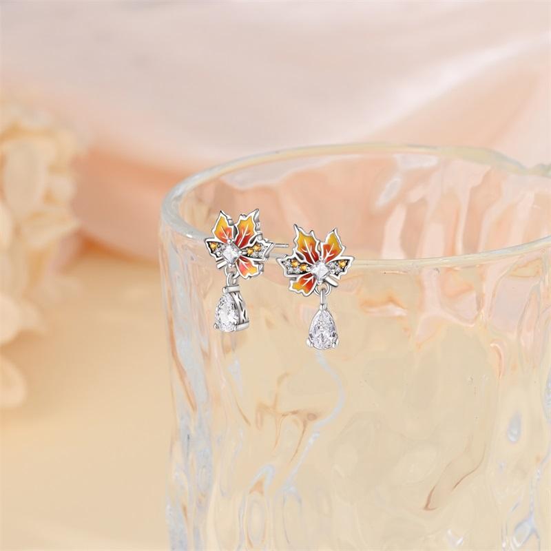 New in 925 Sterling Silver Autumn Maple Leaves Stud Earrings for Women Girl Ear Studs Fine Jewelry Fashion Luxury Anniversary