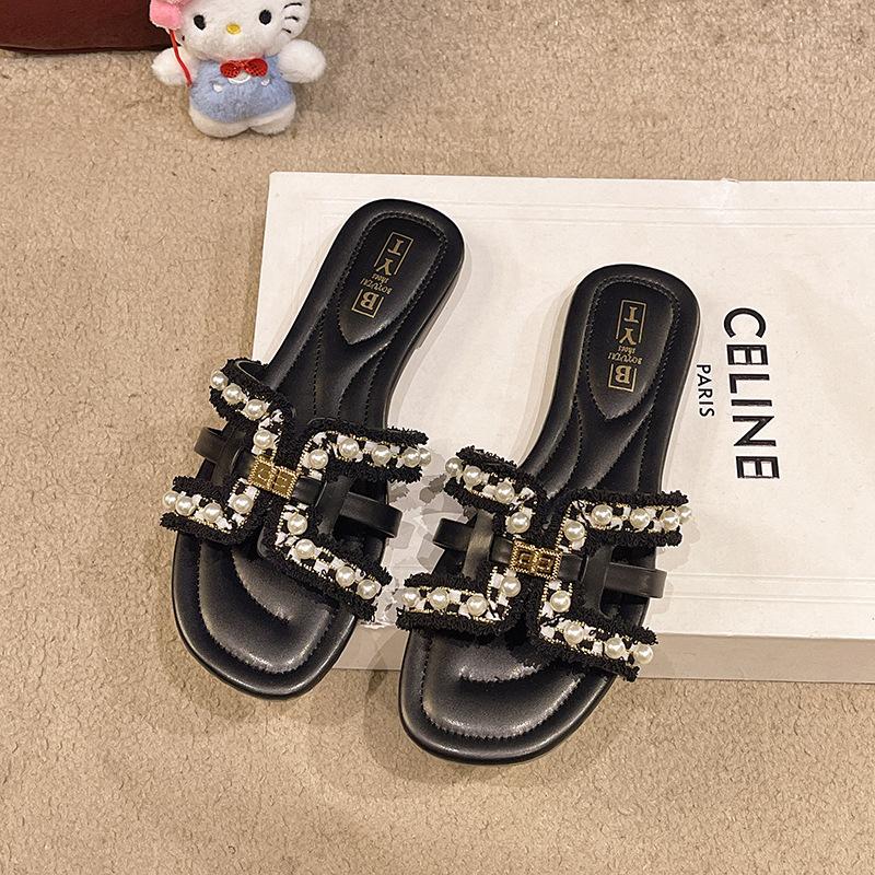 Sommer neue Xiaoxiangfeng flache Hausschuhe Damen tragen Frühling weichsohlige Fee vielseitige Perle Strandsandalen