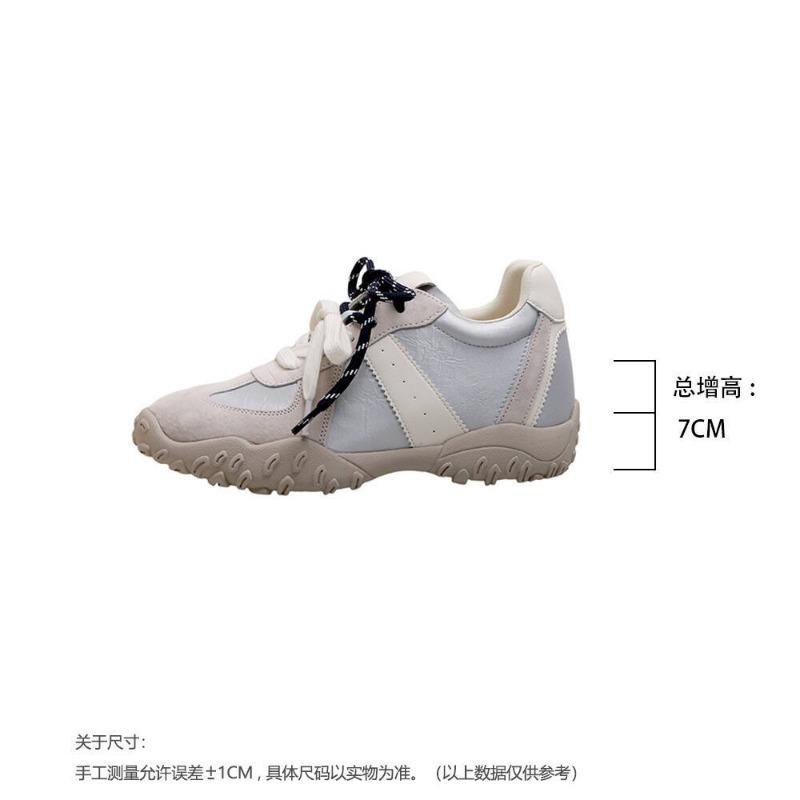 

Leather 7 inner height increase, small man thick bottom silver women s autumn new leisure sports 39