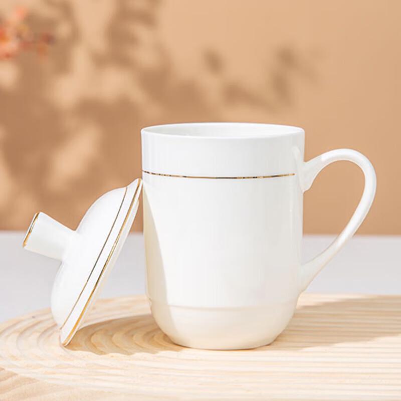 Jingdezhen Bone China Tea Cup with Lid