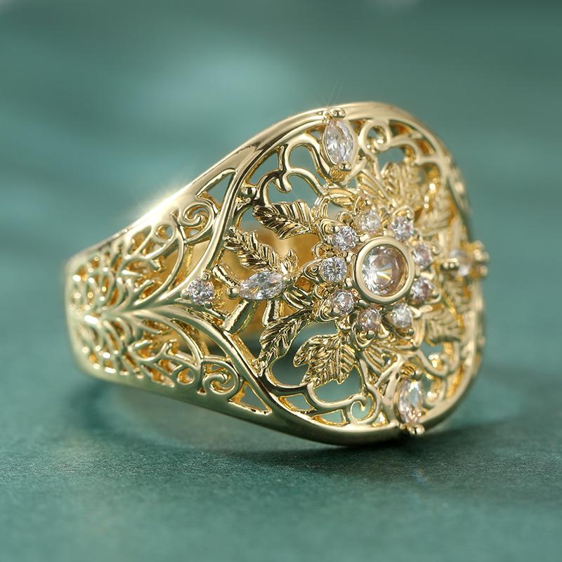 Delicate Gorgeous Dazzle Synthetic Zirconia Hollow Floral Ring for Women Luxury Elegant Banquet Celebration Jewelry Accessories