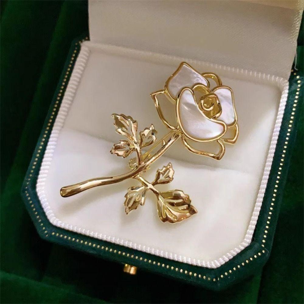 Cheongsam Accessories Romantic Badge Collar Pin Banquet Clothes Pin Fairy Rose Brooches  Unisex